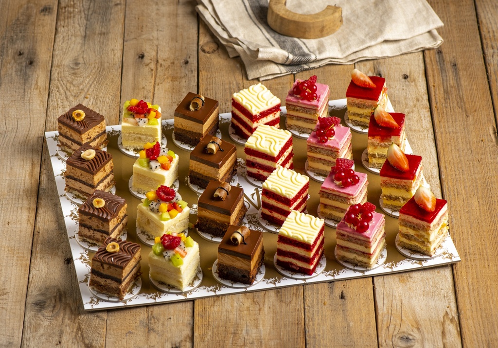 MINI CAKES