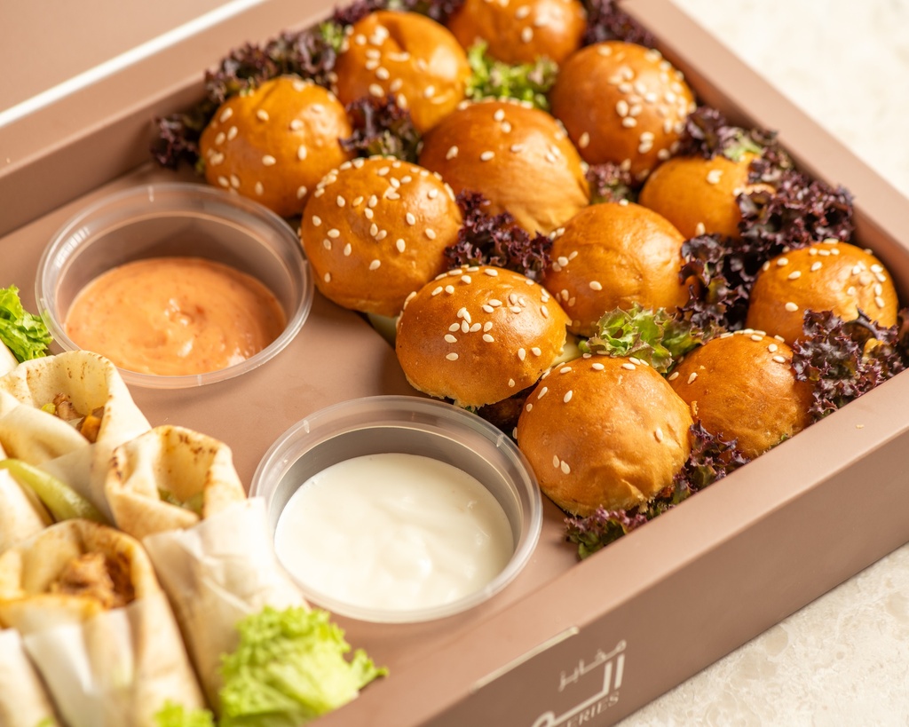 SHAWARMA AND BURGER BOX