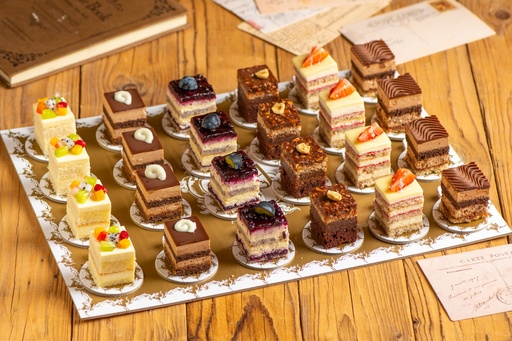 MINI CAKES