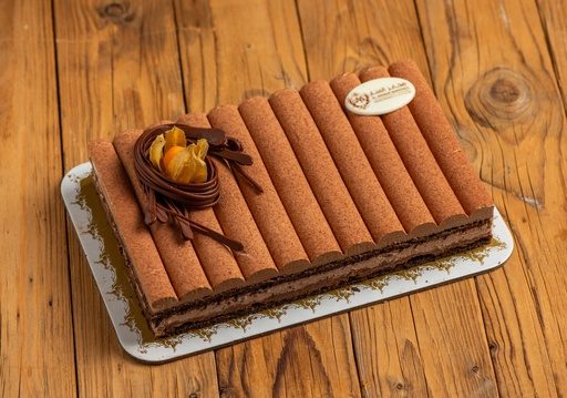 [00067] CHOCOLATE ROYAL